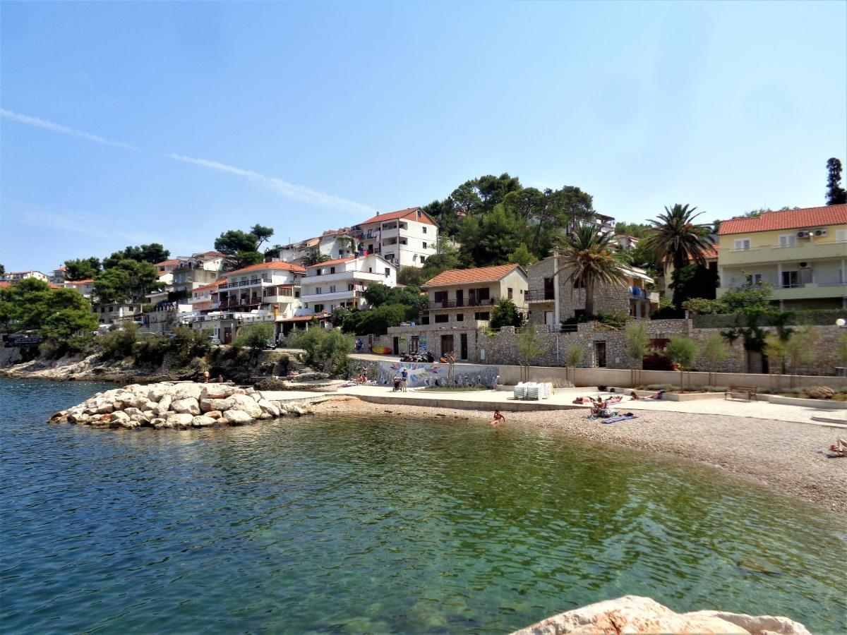 Apartments Skrivaneli Jelsa  Exterior photo